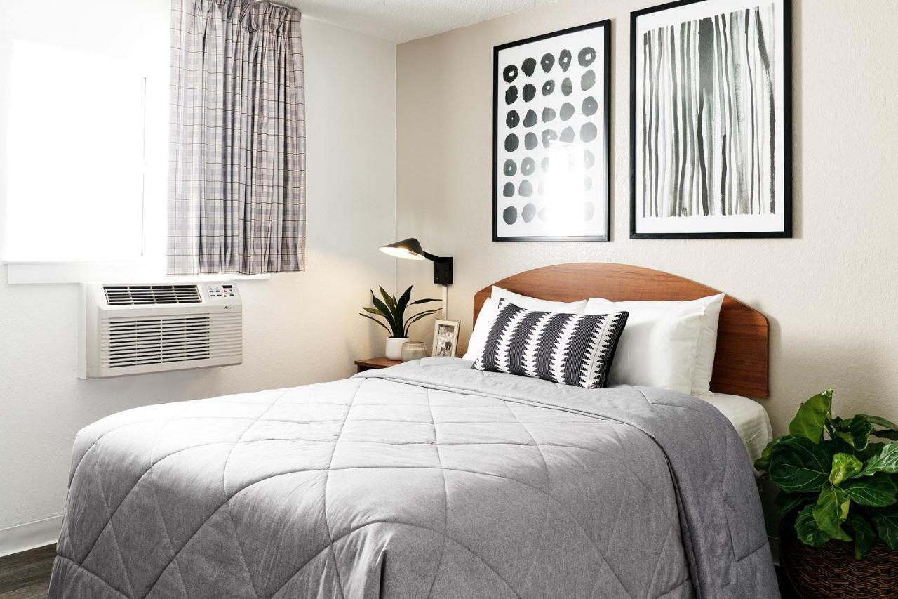 Intown Suites Extended Stay Houston Tx - Highway 6 Cypress Eksteriør bilde